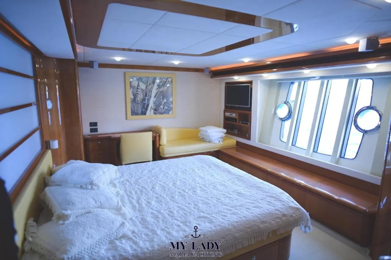 Yacht My Lady Hotel Eilat Botel